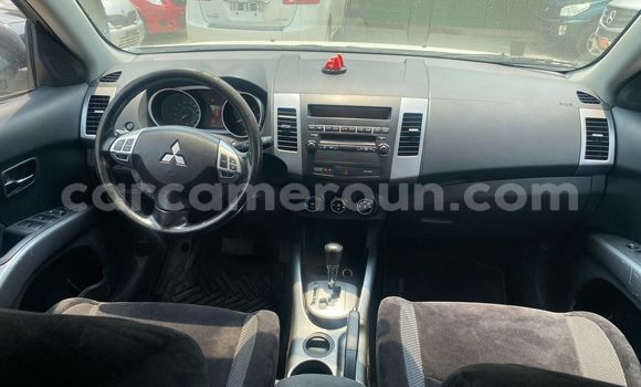 Buy Import Mitsubishi Outlander White Car in Douala in Littoral Cameroon Buy Import Mitsubishi Outlander White Car in Douala in Littoral Cameroon