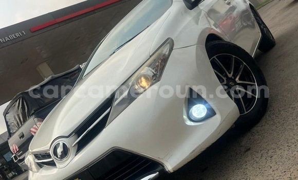 Acheter Occasion Voiture Toyota Auris Blanc à Douala, Littoral Cameroon Acheter Occasion Voiture Toyota Auris Blanc à Douala, Littoral Cameroon