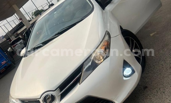 Acheter Occasion Voiture Toyota Auris Blanc à Douala, Littoral Cameroon Acheter Occasion Voiture Toyota Auris Blanc à Douala, Littoral Cameroon
