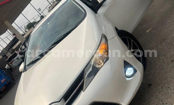 Acheter Occasion Voiture Toyota Auris Blanc à Douala, Littoral Cameroon Acheter Occasion Voiture Toyota Auris Blanc à Douala, Littoral Cameroon