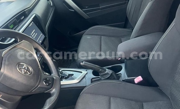 Acheter Occasion Voiture Toyota Auris Blanc à Douala, Littoral Cameroon Acheter Occasion Voiture Toyota Auris Blanc à Douala, Littoral Cameroon