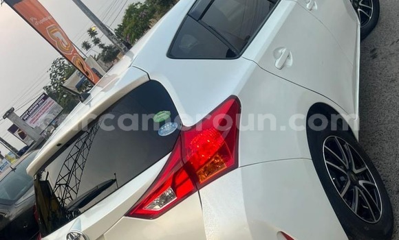 Acheter Occasion Voiture Toyota Auris Blanc à Douala, Littoral Cameroon Acheter Occasion Voiture Toyota Auris Blanc à Douala, Littoral Cameroon