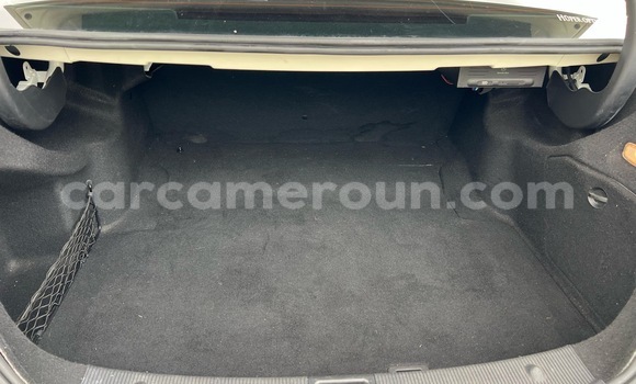 Acheter Import Voiture Mercedes‒Benz C–Class Blanc à Buea, Southwest Cameroon Acheter Import Voiture Mercedes‒Benz C–Class Blanc à Buea, Southwest Cameroon
