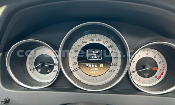 Acheter Import Voiture Mercedes‒Benz C–Class Blanc à Buea, Southwest Cameroon Acheter Import Voiture Mercedes‒Benz C–Class Blanc à Buea, Southwest Cameroon