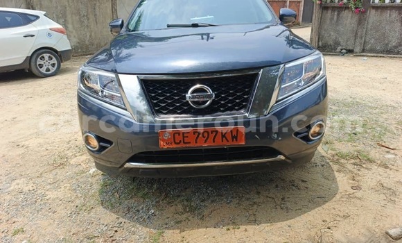 Acheter Occasion Voiture Nissan Pathfinder Bleu à Douala, Littoral Cameroon