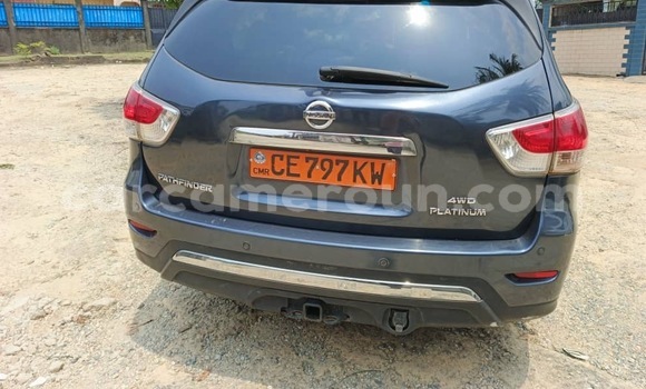 Buy Used Nissan Pathfinder Blue Car in Douala in Littoral Cameroon Buy Used Nissan Pathfinder Blue Car in Douala in Littoral Cameroon
