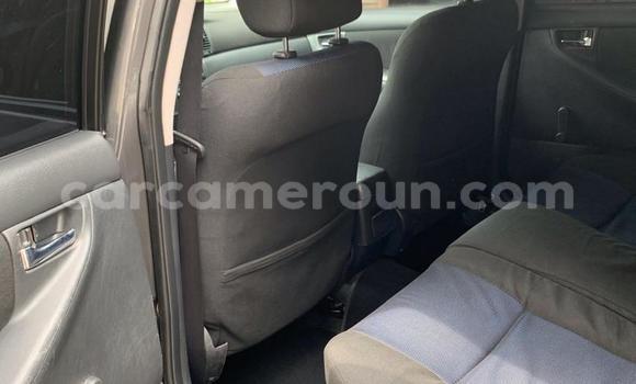 Sayi Na hannu Toyota Corolla Azurfa Mota in Douala a Ƙasar Kamaru Sayi Na hannu Toyota Corolla Azurfa Mota in Douala a Ƙasar Kamaru