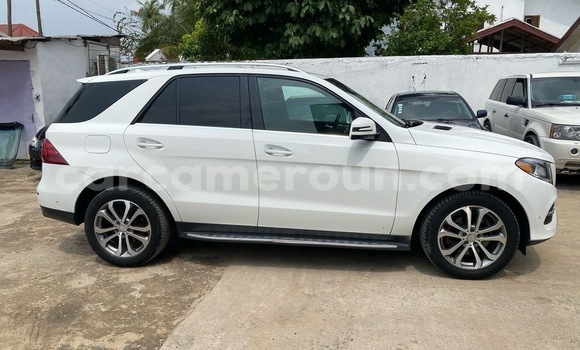 Acheter Import Voiture Mercedes‒Benz GLE Blanc à Douala, Littoral Cameroon Acheter Import Voiture Mercedes‒Benz GLE Blanc à Douala, Littoral Cameroon