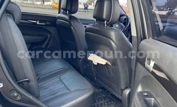 Sayi Na hannu Kia Sorento Brown Mota in Yaounde a Babban Kamaru Sayi Na hannu Kia Sorento Brown Mota in Yaounde a Babban Kamaru