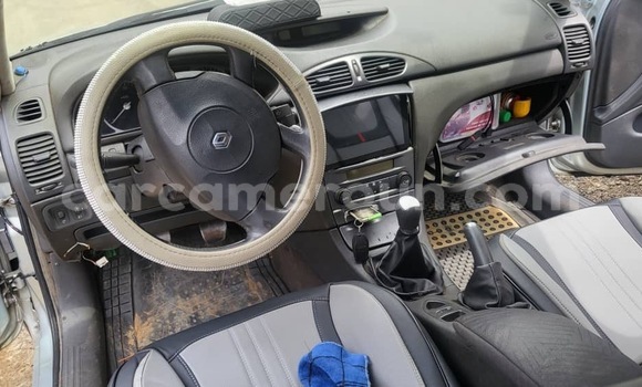 Acheter Occasion Voiture Renault Laguna Gris à Douala, Littoral Cameroon Acheter Occasion Voiture Renault Laguna Gris à Douala, Littoral Cameroon