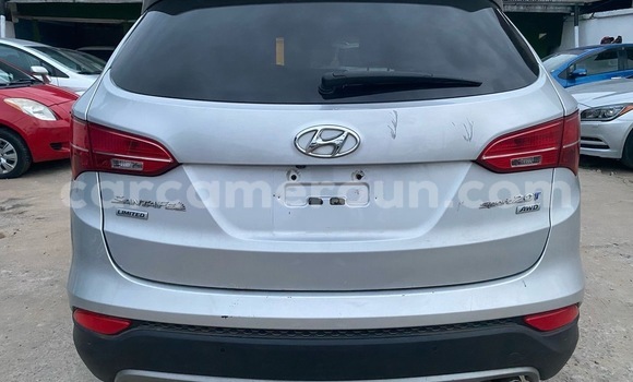 Acheter Import Voiture Hyundai Santa Fe Gris à Douala, Littoral Cameroon Acheter Import Voiture Hyundai Santa Fe Gris à Douala, Littoral Cameroon