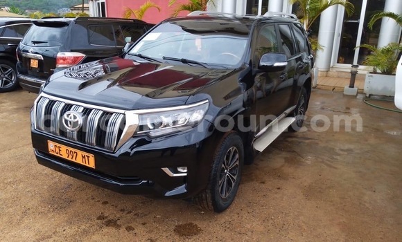 Acheter Occasion Voiture Toyota Land Cruiser Prado Noir à Douala, Littoral Cameroon Acheter Occasion Voiture Toyota Land Cruiser Prado Noir à Douala, Littoral Cameroon