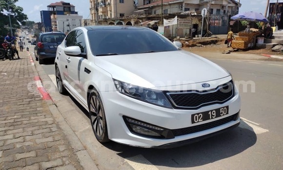 Acheter Neuf Voiture Kia K5 Blanc à Douala, Littoral Cameroon