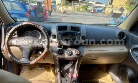 Acheter Occasion Voiture Toyota RAV4 Autre à Douala, Littoral Cameroon Acheter Occasion Voiture Toyota RAV4 Autre à Douala, Littoral Cameroon