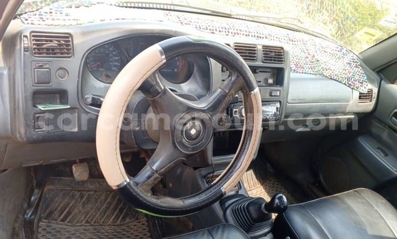 Acheter Occasion Voiture Toyota RAV4 Bleu à Douala, Littoral Cameroon Acheter Occasion Voiture Toyota RAV4 Bleu à Douala, Littoral Cameroon