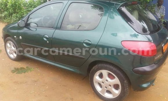 Acheter Occasion Voiture Peugeot 206 Vert à Douala, Littoral Cameroon Acheter Occasion Voiture Peugeot 206 Vert à Douala, Littoral Cameroon
