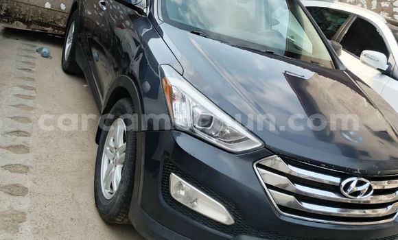 Sayi Imported Hyundai Santa Fe Black Mota in Douala a Ƙasar Kamaru Sayi Imported Hyundai Santa Fe Black Mota in Douala a Ƙasar Kamaru