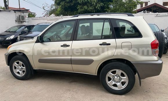 Acheter Occasion Voiture Toyota RAV4 Gris à Douala, Littoral Cameroon Acheter Occasion Voiture Toyota RAV4 Gris à Douala, Littoral Cameroon