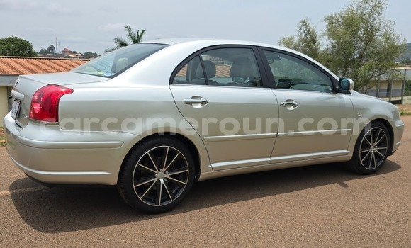 Acheter Occasion Voiture Toyota Avensis Gris à Yaoundé, Central Cameroon Acheter Occasion Voiture Toyota Avensis Gris à Yaoundé, Central Cameroon