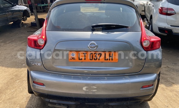 Sayi Na hannu Nissan Juke Azurfa Mota in Douala a Ƙasar Kamaru Sayi Na hannu Nissan Juke Azurfa Mota in Douala a Ƙasar Kamaru