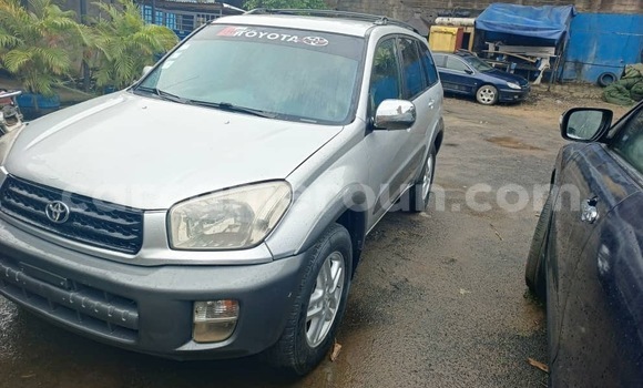 Acheter Occasion Voiture Toyota RAV4 Gris à Douala, Littoral Cameroon Acheter Occasion Voiture Toyota RAV4 Gris à Douala, Littoral Cameroon