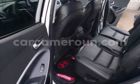 Buy Used Hyundai Santa Fe White Car in Douala in Littoral Cameroon Buy Used Hyundai Santa Fe White Car in Douala in Littoral Cameroon