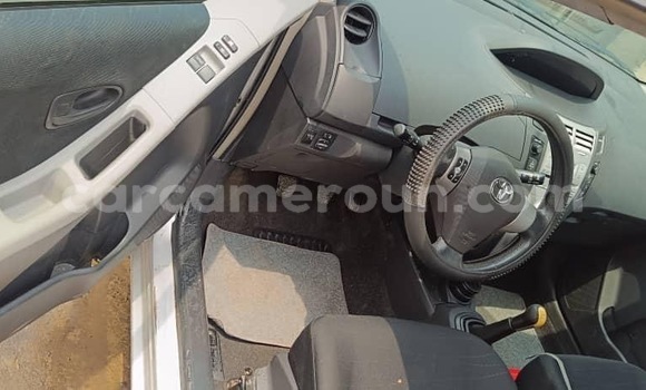 Acheter Occasion Voiture Toyota Yaris Gris à Douala, Littoral Cameroon Acheter Occasion Voiture Toyota Yaris Gris à Douala, Littoral Cameroon
