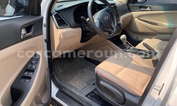 Acheter Neuf Voiture Hyundai Tucson Blanc à Douala, Littoral Cameroon Acheter Neuf Voiture Hyundai Tucson Blanc à Douala, Littoral Cameroon