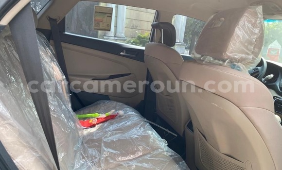 Acheter Neuf Voiture Hyundai Tucson Blanc à Douala, Littoral Cameroon Acheter Neuf Voiture Hyundai Tucson Blanc à Douala, Littoral Cameroon