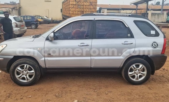 Buy Used Kia Sportage Silver Car in Yaounde in Central Cameroon Buy Used Kia Sportage Silver Car in Yaounde in Central Cameroon