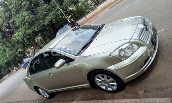 Acheter Occasion Voiture Toyota Avensis Gris à Yaoundé, Central Cameroon