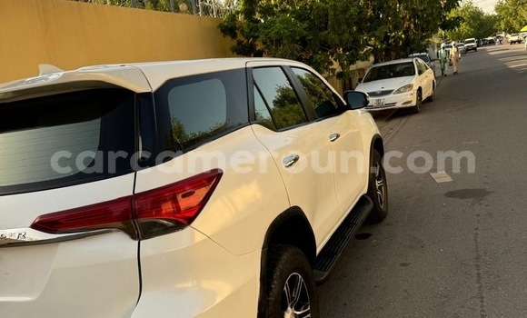 Buy Used Toyota Fortuner White Car in Yaounde in Central Cameroon Buy Used Toyota Fortuner White Car in Yaounde in Central Cameroon