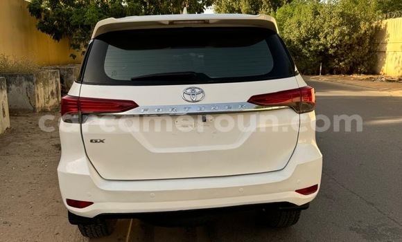 Buy Used Toyota Fortuner White Car in Yaounde in Central Cameroon Buy Used Toyota Fortuner White Car in Yaounde in Central Cameroon