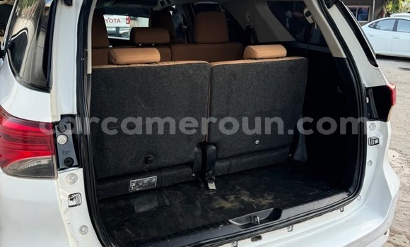 Buy Used Toyota Fortuner White Car in Yaounde in Central Cameroon Buy Used Toyota Fortuner White Car in Yaounde in Central Cameroon