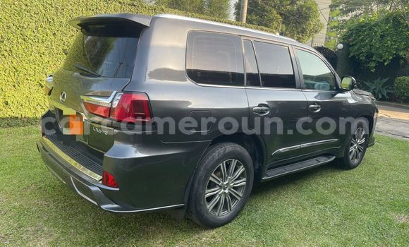 Acheter Import Voiture Lexus LX 570 Gris à Douala, Littoral Cameroon Acheter Import Voiture Lexus LX 570 Gris à Douala, Littoral Cameroon