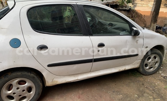 Buy Used Peugeot 206 White Car in Douala in Littoral Cameroon