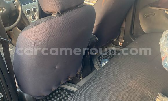 Acheter Occasion Voiture Toyota Yaris Gris à Douala, Littoral Cameroon Acheter Occasion Voiture Toyota Yaris Gris à Douala, Littoral Cameroon