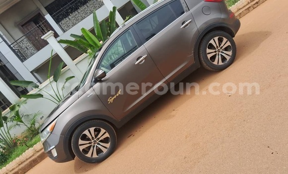 Buy Used Kia Sportage Silver Car in Yaounde in Central Cameroon Buy Used Kia Sportage Silver Car in Yaounde in Central Cameroon