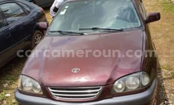 Acheter Occasion Voiture Toyota Avensis Rouge à Yaoundé, Central Cameroon Acheter Occasion Voiture Toyota Avensis Rouge à Yaoundé, Central Cameroon