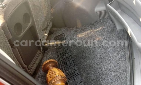 Buy Used Toyota Yaris Verso Silver Car in Douala in Littoral Cameroon Buy Used Toyota Yaris Verso Silver Car in Douala in Littoral Cameroon