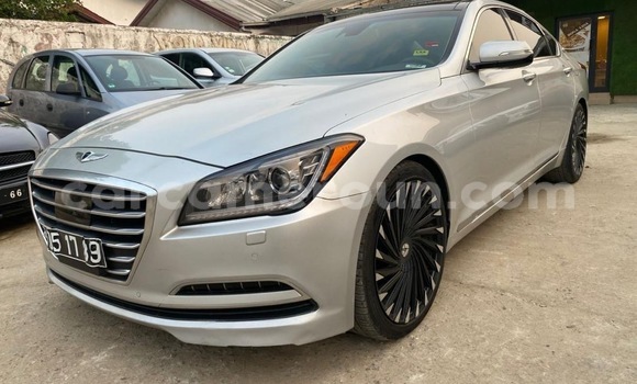 Acheter Import Voiture Hyundai Genesis Gris à Douala, Littoral Cameroon Acheter Import Voiture Hyundai Genesis Gris à Douala, Littoral Cameroon
