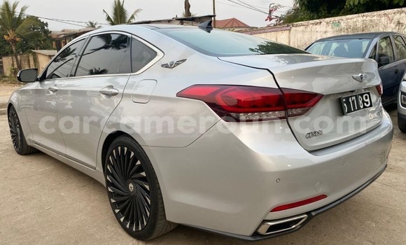 Acheter Import Voiture Hyundai Genesis Gris à Douala, Littoral Cameroon Acheter Import Voiture Hyundai Genesis Gris à Douala, Littoral Cameroon