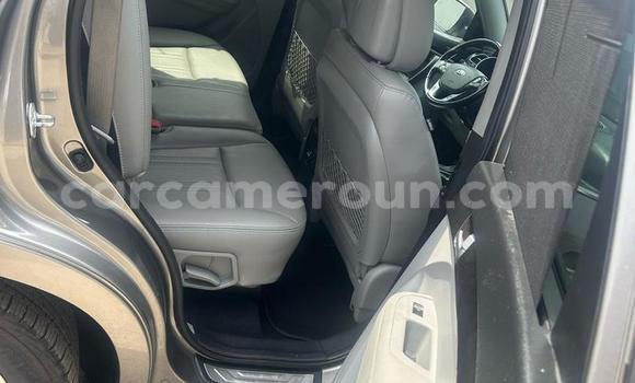 Acheter Import Voiture Kia Sorento Gris à Douala, Littoral Cameroon Acheter Import Voiture Kia Sorento Gris à Douala, Littoral Cameroon