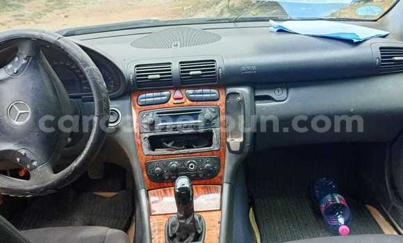 Acheter Occasion Voiture Mercedes‒Benz C–Class Bleu à Douala, Littoral Cameroon Acheter Occasion Voiture Mercedes‒Benz C–Class Bleu à Douala, Littoral Cameroon