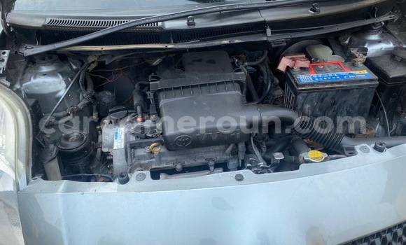 Acheter Occasion Voiture Toyota Yaris Gris à Douala, Littoral Cameroon Acheter Occasion Voiture Toyota Yaris Gris à Douala, Littoral Cameroon