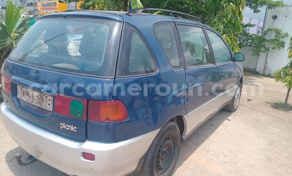 Acheter Occasion Voiture Toyota Picnic Autre à Douala, Littoral Cameroon Acheter Occasion Voiture Toyota Picnic Autre à Douala, Littoral Cameroon