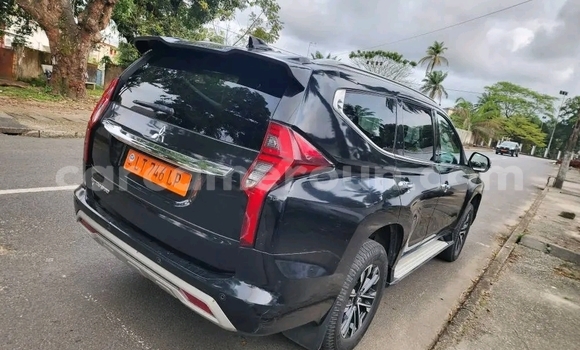 Acheter Occasion Voiture Mitsubishi Pajero Sport Noir à Douala, Littoral Cameroon Acheter Occasion Voiture Mitsubishi Pajero Sport Noir à Douala, Littoral Cameroon