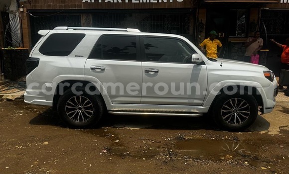 Acheter Occasion Voiture Toyota 4Runner Blanc à Douala, Littoral Cameroon Acheter Occasion Voiture Toyota 4Runner Blanc à Douala, Littoral Cameroon