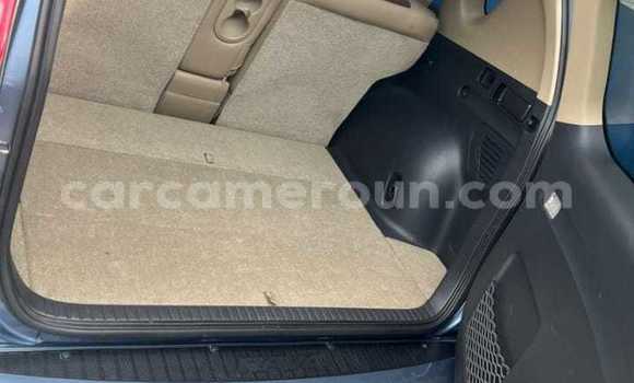 Acheter Import Voiture Toyota RAV4 Bleu à Douala, Littoral Cameroon Acheter Import Voiture Toyota RAV4 Bleu à Douala, Littoral Cameroon