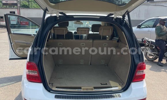 Acheter Import Voiture Mercedes‒Benz ML–Class Gris à Douala, Littoral Cameroon Acheter Import Voiture Mercedes‒Benz ML–Class Gris à Douala, Littoral Cameroon